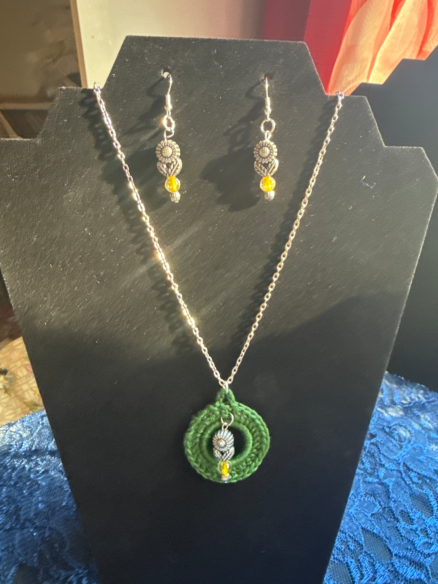 Flower necklace and earrings