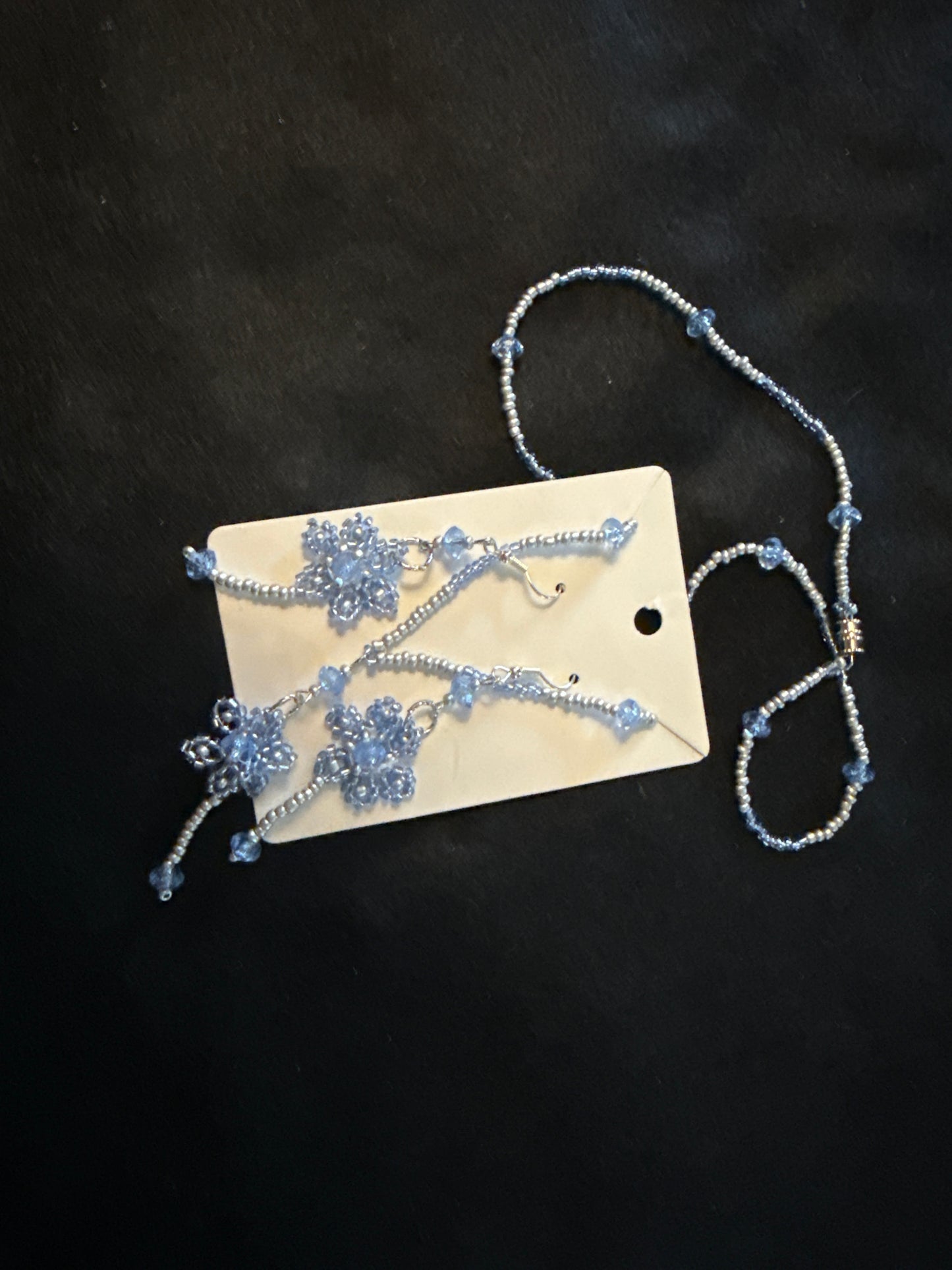 Light blue and silver floral necklace set